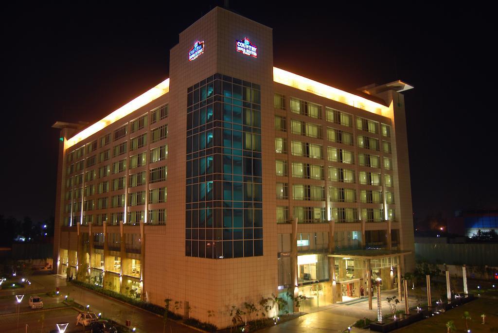Country Inn & Suites By Radisson, Sahibabad غازي أباد المظهر الخارجي الصورة