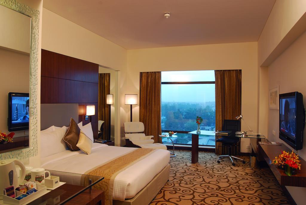 Country Inn & Suites By Radisson, Sahibabad غازي أباد المظهر الخارجي الصورة